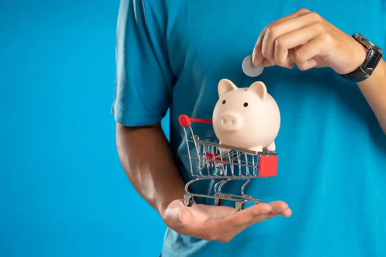 Pros and Cons of Dropshipping: Is It Worth It in 2025?