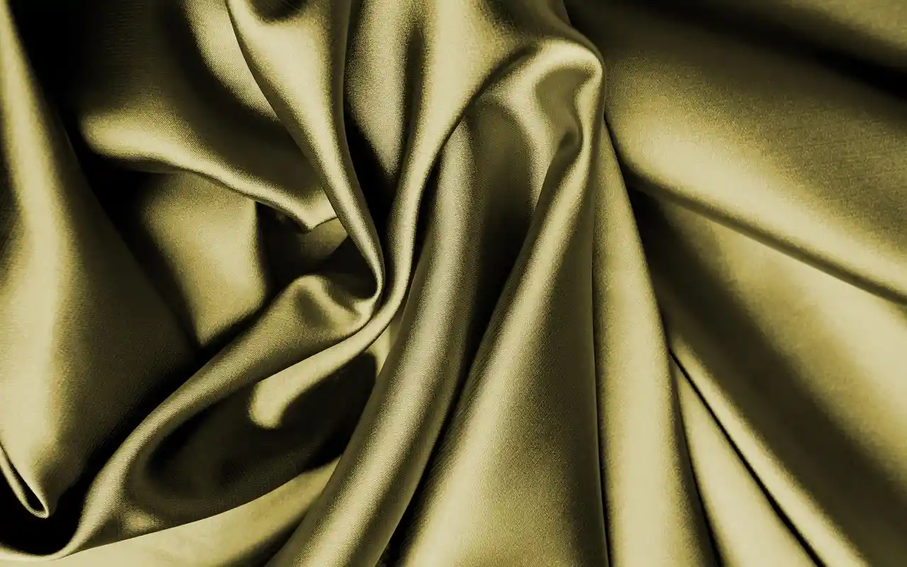 Does Polyester Shrink? A Clear Guide to Fabric Care
