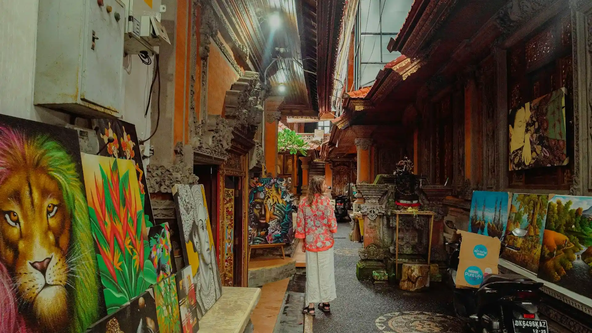 How to Sell Your Art Locally and Attract Stable Buyers