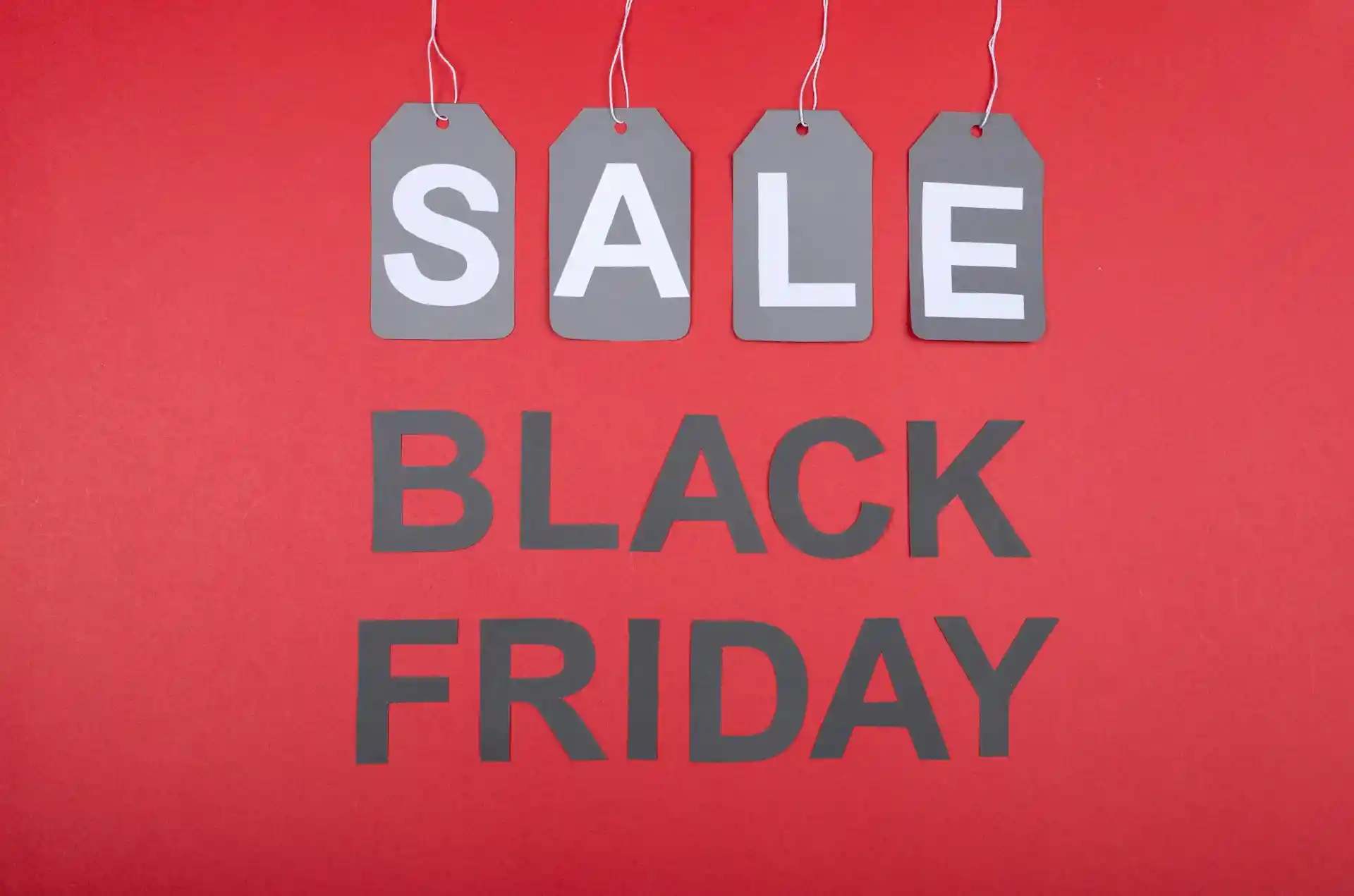 23 Ways to Prepare Store for Black Friday 2025 [Maximize Sales]