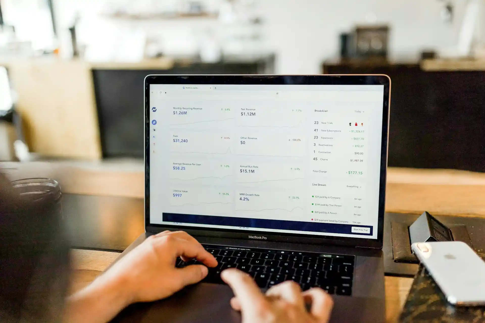 Top 16 Jewelry Dropshipping Suppliers to Consider in 2025