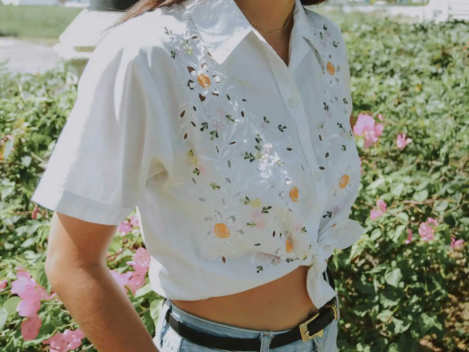 Silkscreen vs Embroidery: Which Should You Choose?