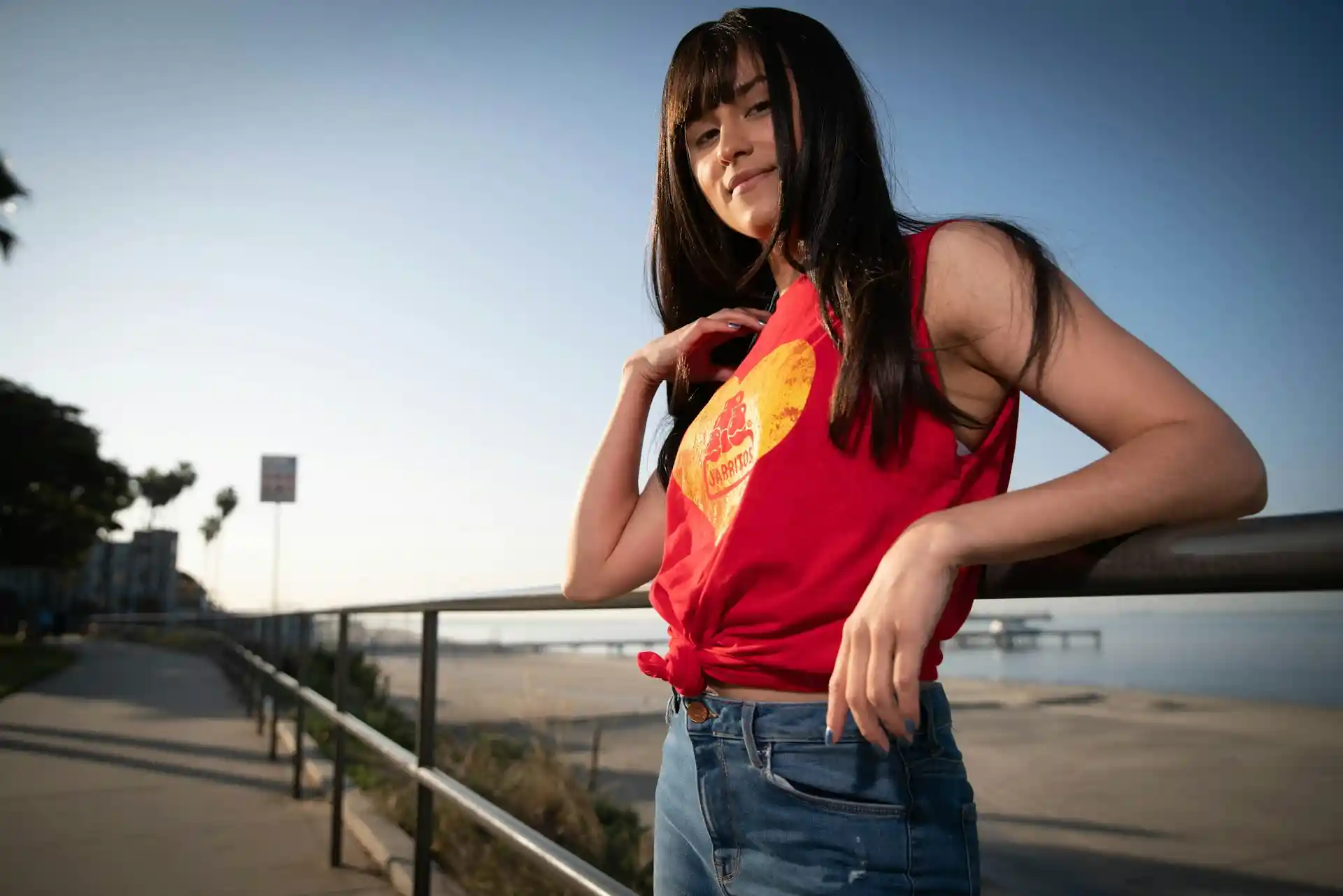 Tank Top vs Muscle Shirt: Which Is Best for Your Style?