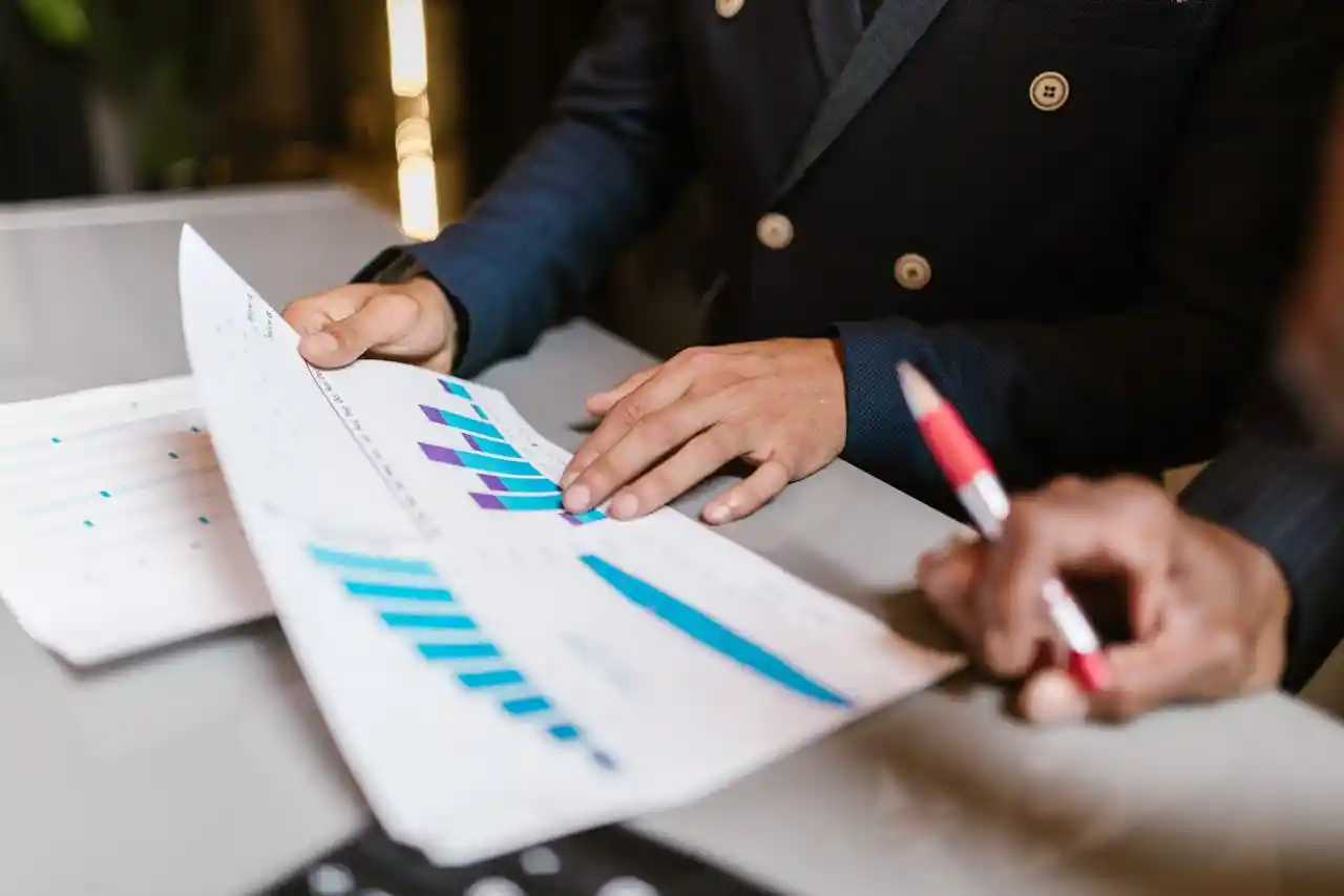 How Much Money Do I Need to Start Dropshipping in 2026: The Real Costs