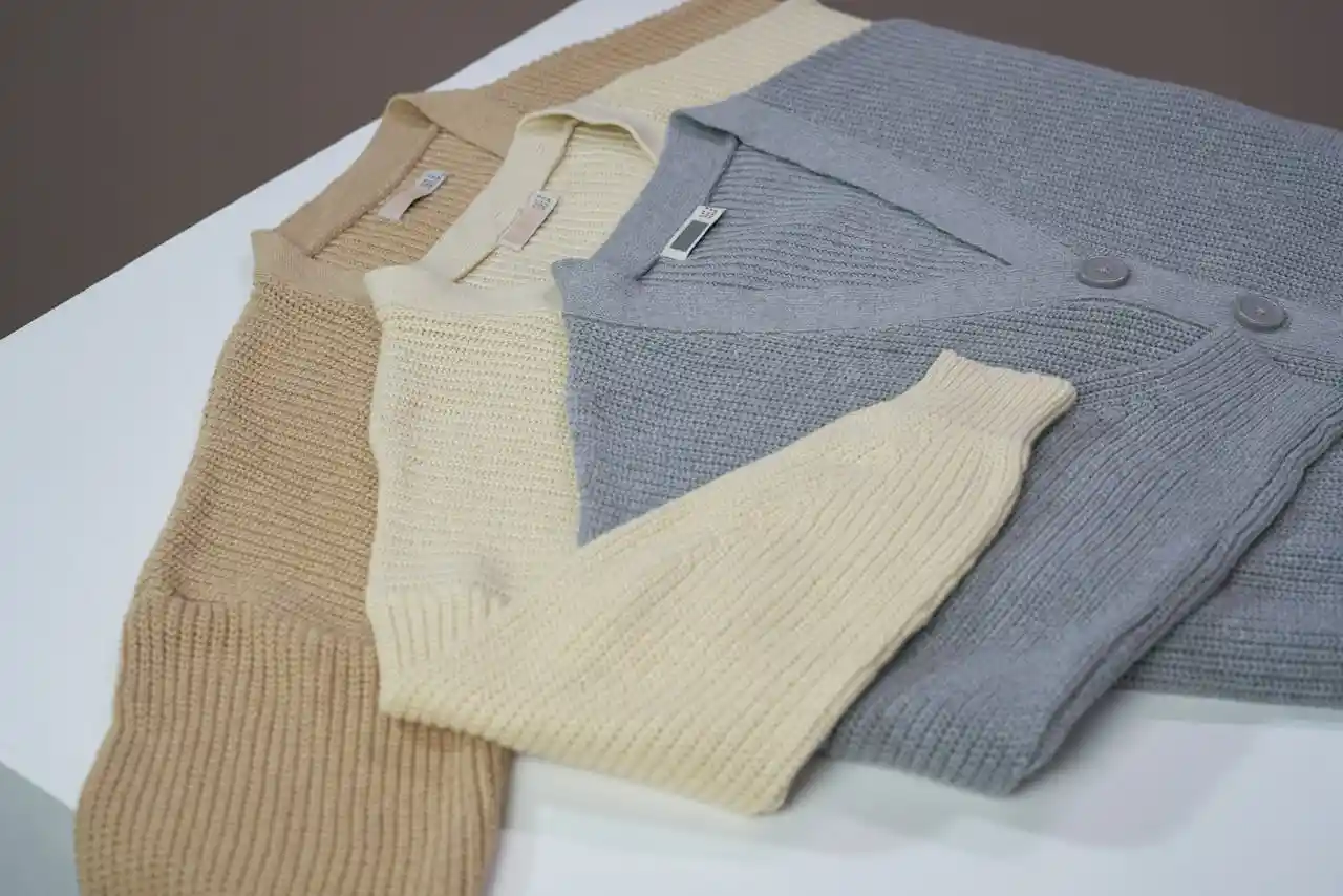 How to Make Custom Knitwear: Complete Guide for Beginners