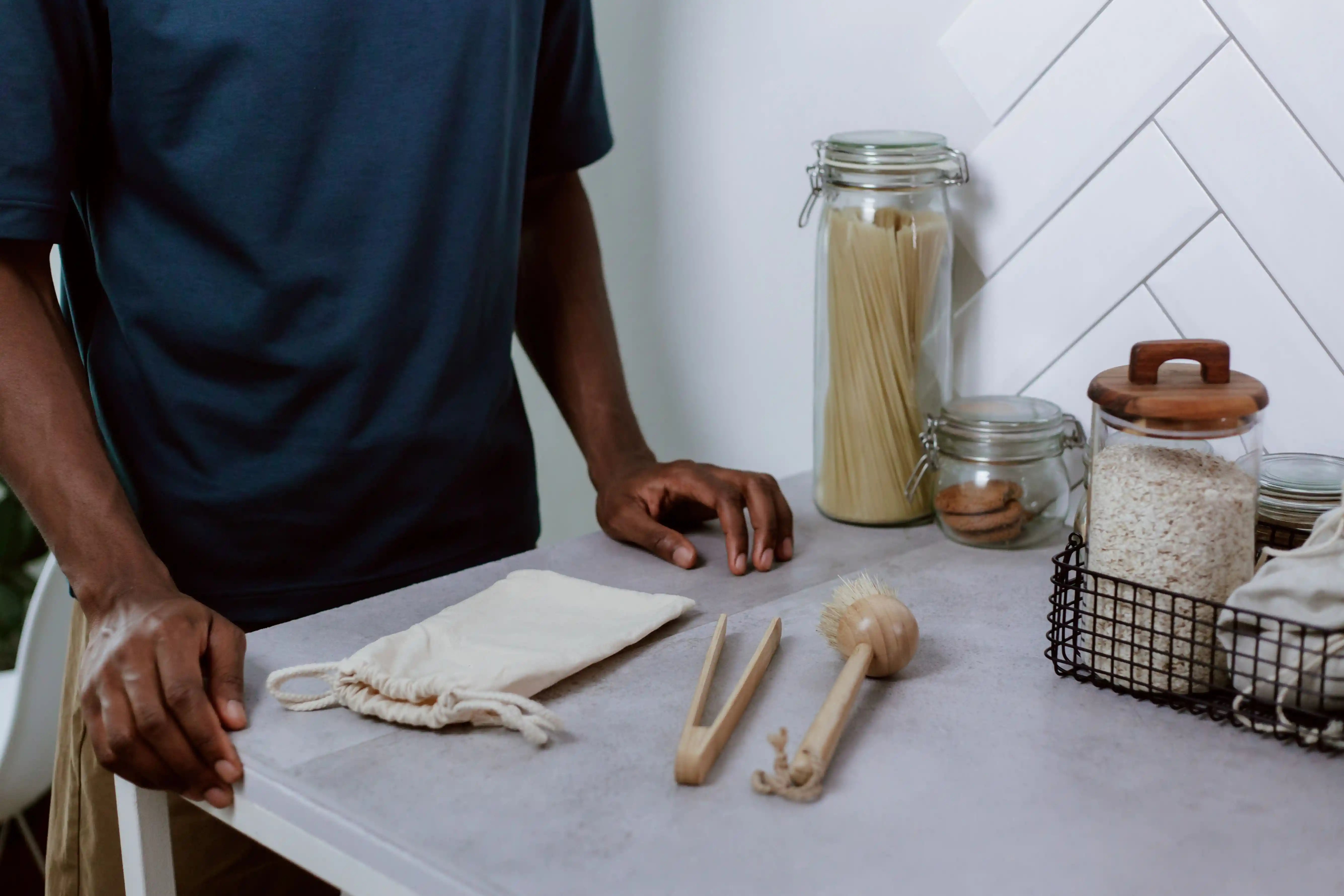 25 Best Eco Friendly Products to Sell in 2026 (With Sourcing Tips)