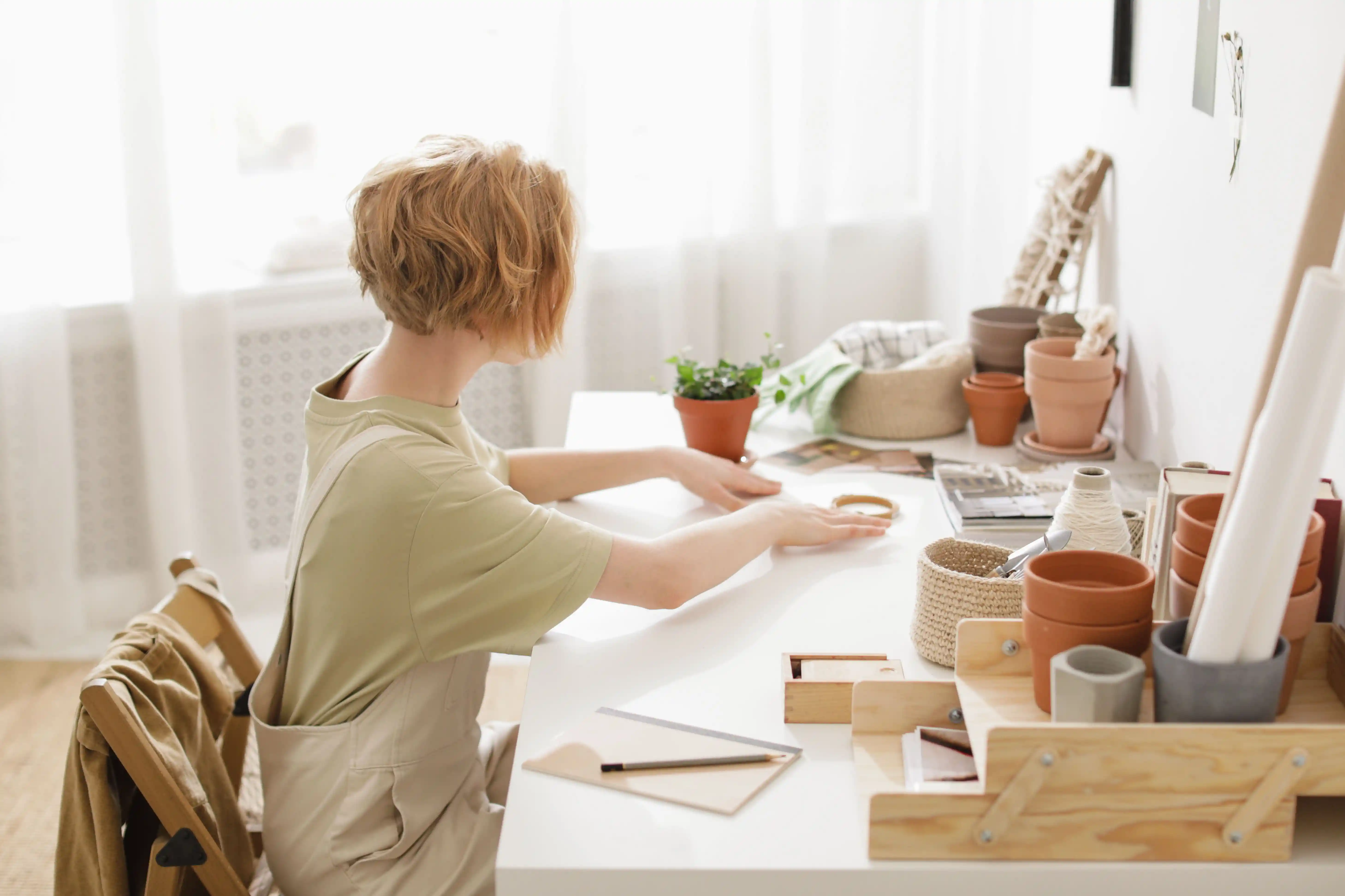 How to Sell Crafts Online for Profit: A Beginner's Guide for 2026